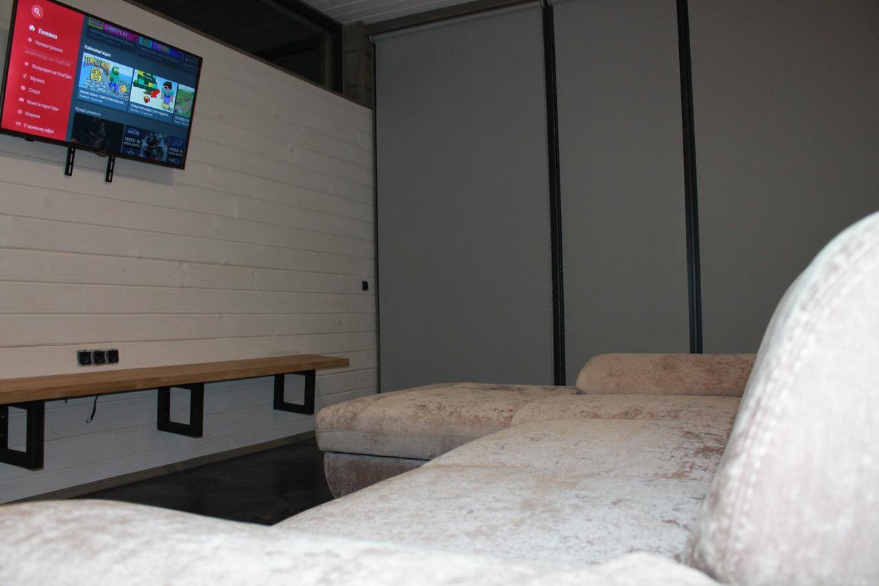 The Living Villa Tatariv Bagian luar foto